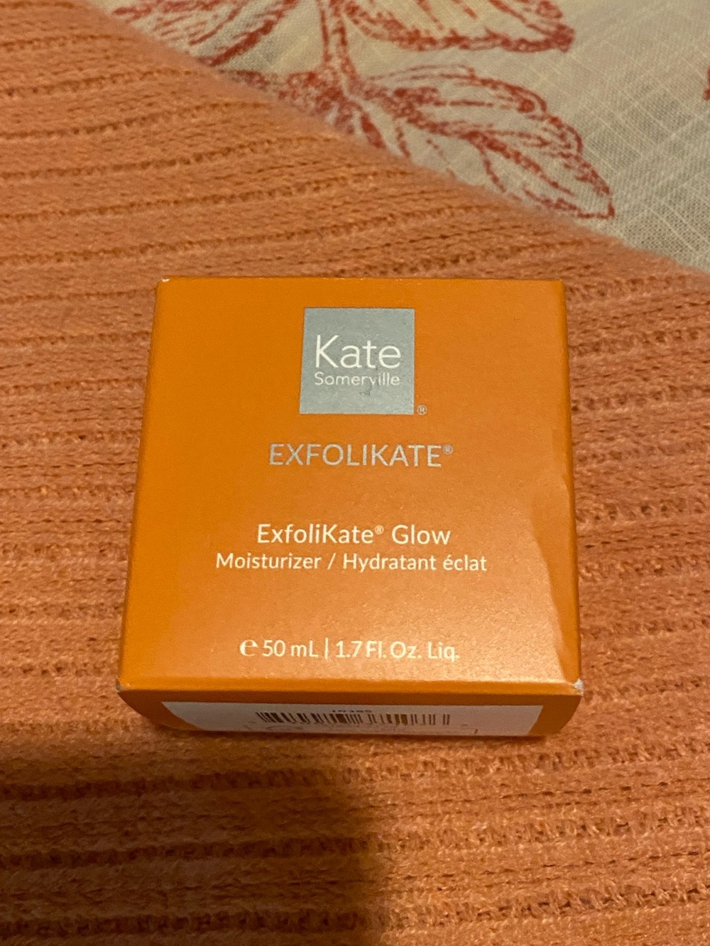 Kate Somerville ExfoliKate Glow Moisturizer - Bright Orange Box